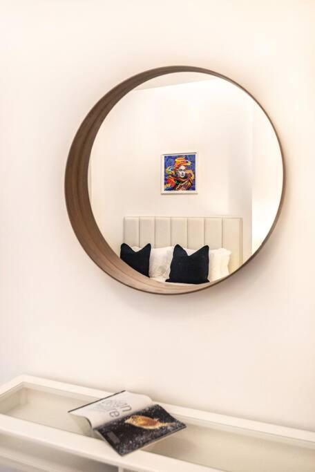First Class 2br With Magical Duplex In Park Apartment *