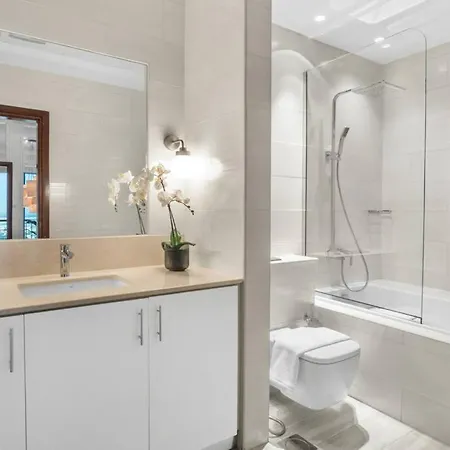 First Class 2Br With Magical Duplex In Central Park Dubai Exterior photo