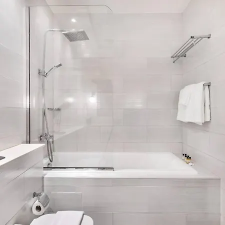 First Class 2Br With Magical Duplex In Central Park Dubai Exterior photo